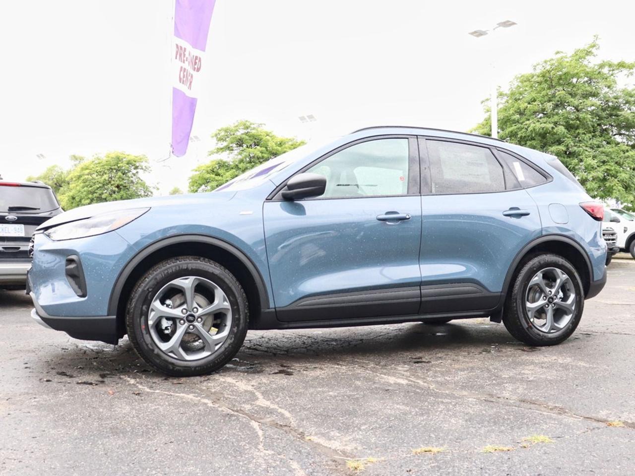 2025 Ford Escape ST-Line Select | AWD | 2.0L | TECH 2 | ROOF | TOW Photo4