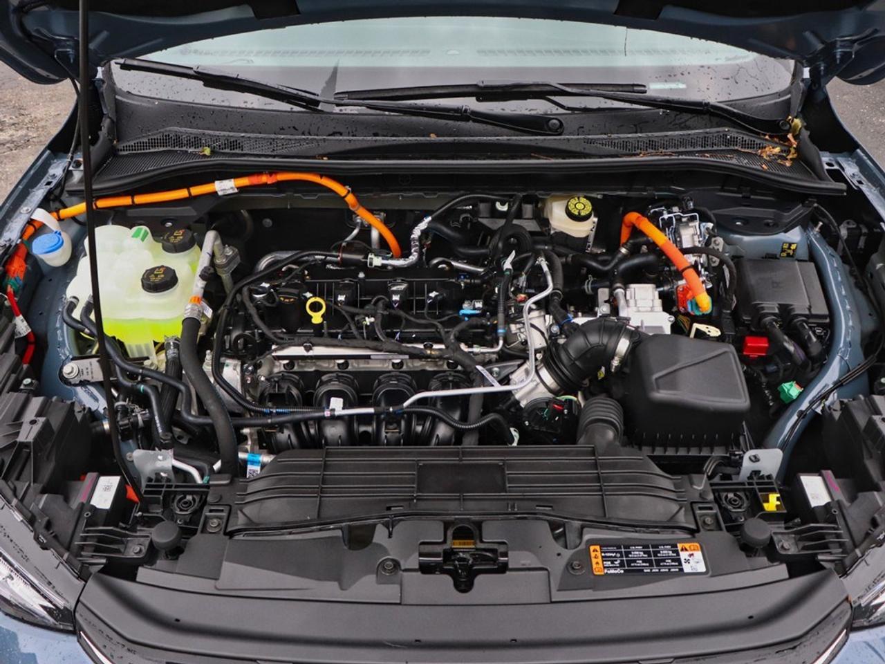 2025 Ford Escape ST-Line Select | AWD | 2.0L | TECH 2 | ROOF | TOW Photo