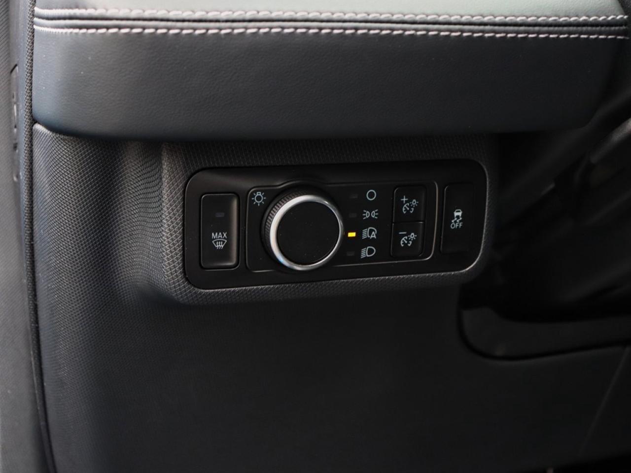 2025 Ford Mustang Mach-E Select | AWD | EXT BAT | COMF PKG | MB PWR CORD Photo