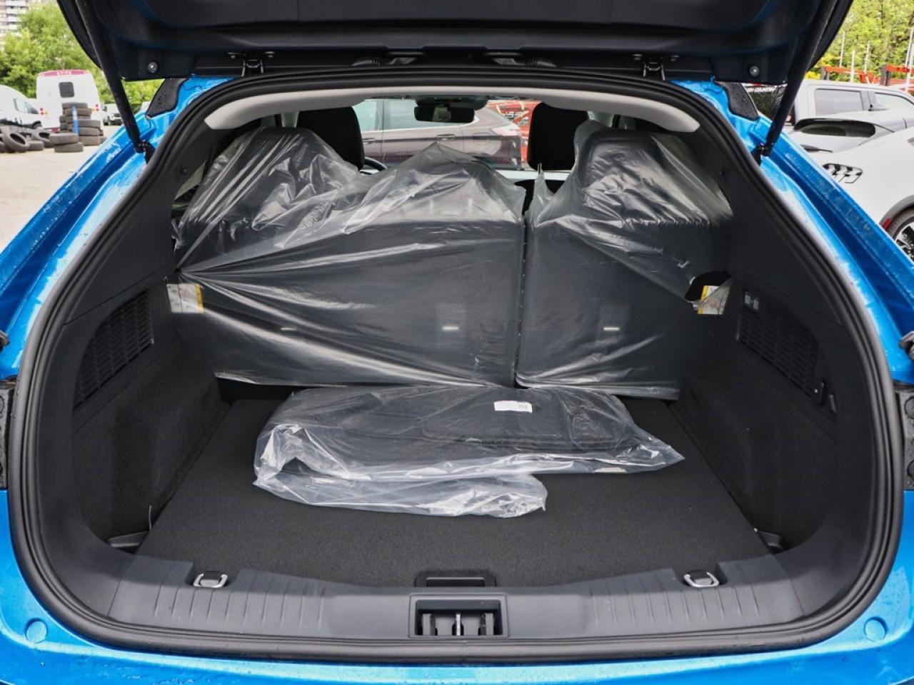 2025 Ford Mustang Mach-E Select | AWD | EXT BAT | COMF PKG | MB PWR CORD Photo