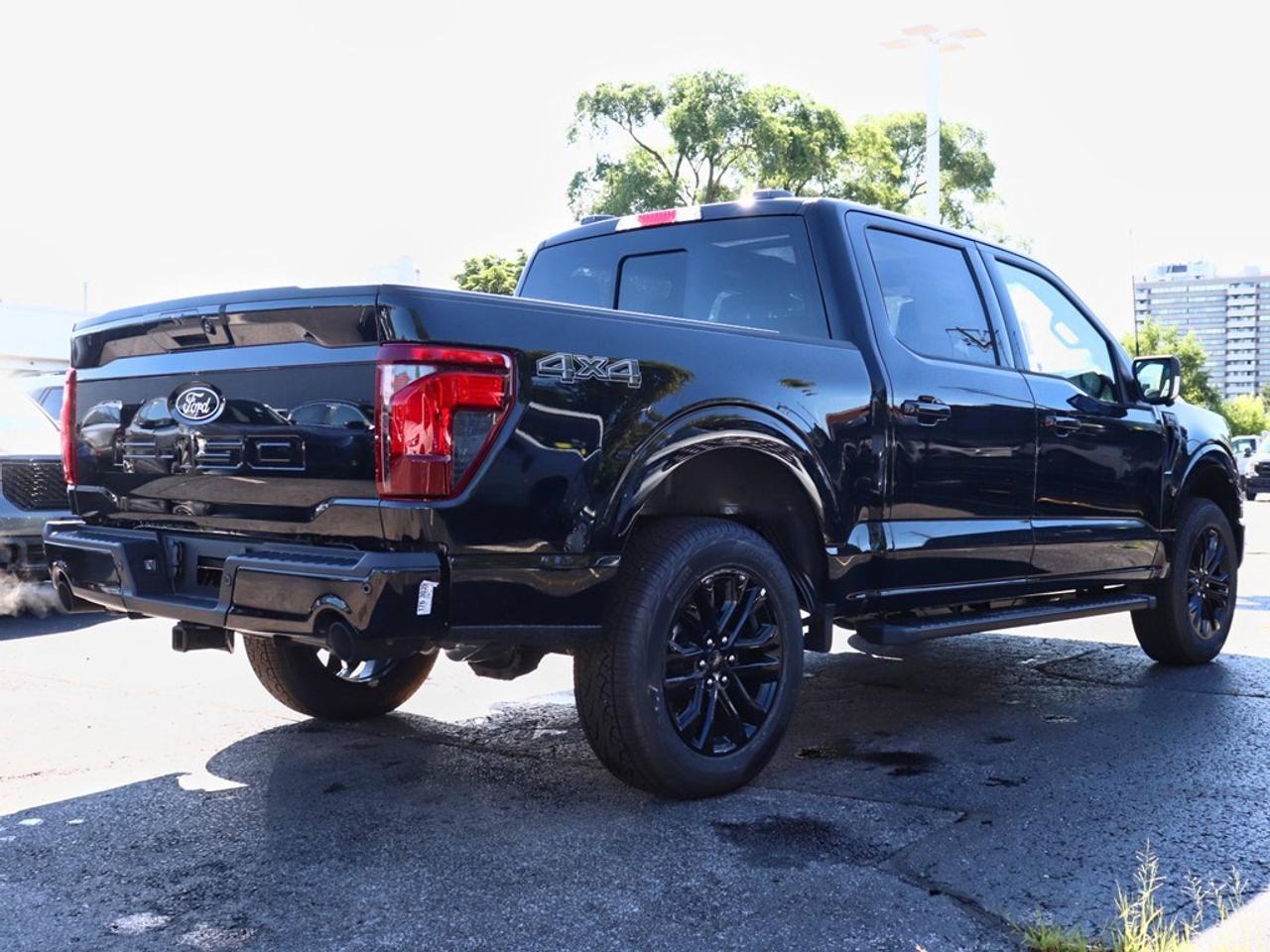2025 Ford F-150 XLT | 4X4 | 2.7L | 303A | BLK PK PLS | ROOF | 20s Photo2