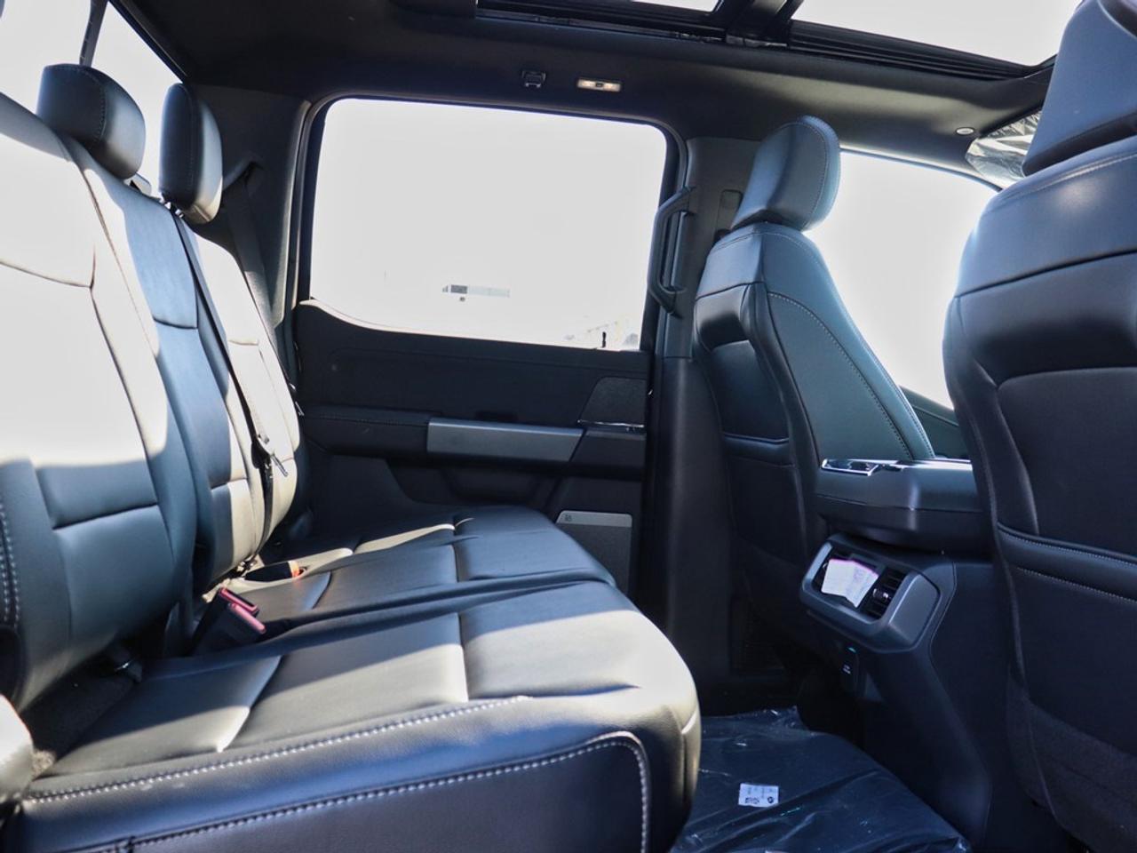 2025 Ford F-150 XLT | 4X4 | 2.7L | 303A | BLK PK PLS | ROOF | 20s Photo