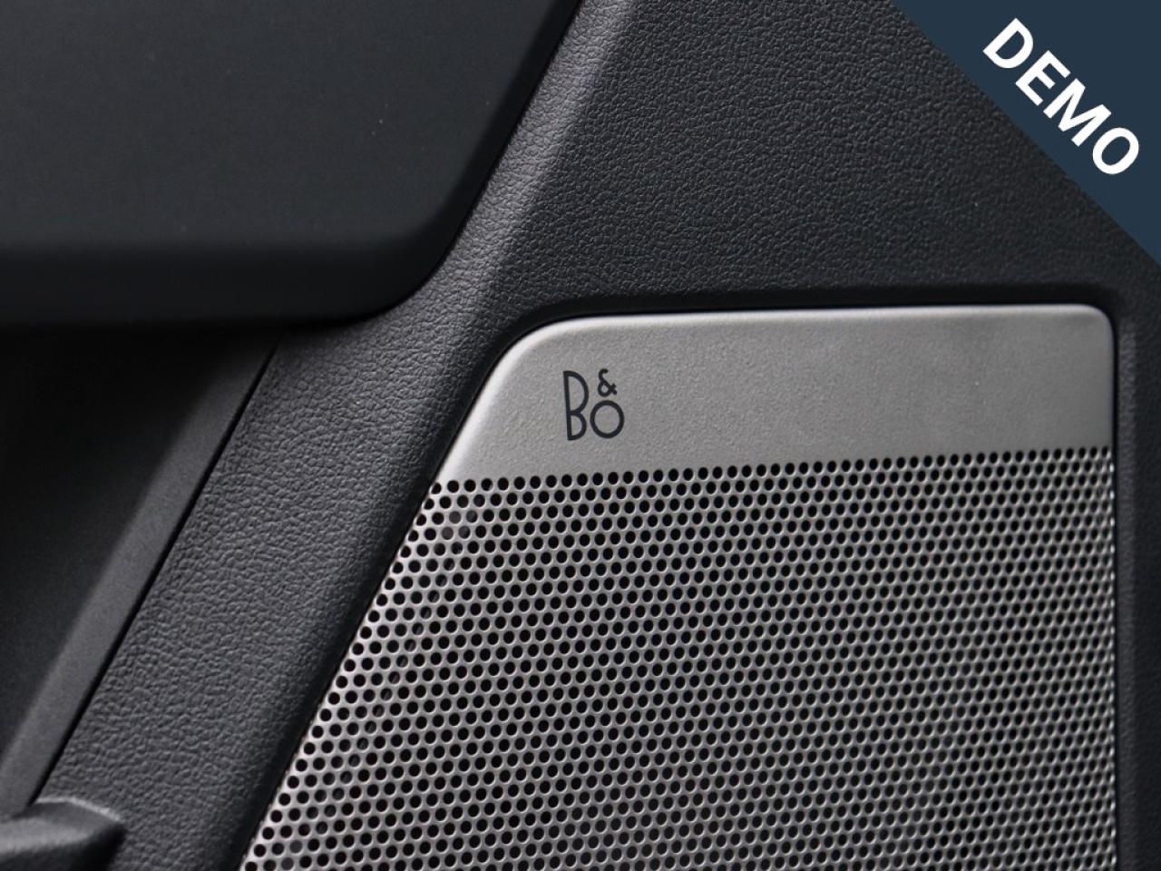 2025 Ford F-150 XLT | 4X4 | 2.7L | 303A| BLK PK PLS |ROOF | BD UTL Photo