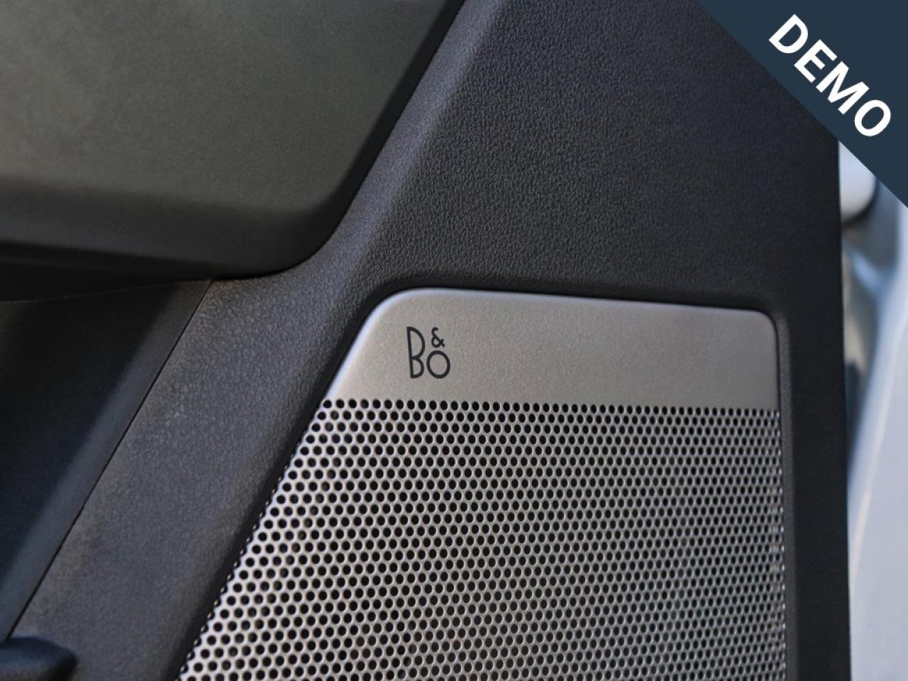 2026 Ford F-250 LARIAT | 4X4 | 6.7L | BLK  PKG | ROOF | PROPWR 2KW Photo