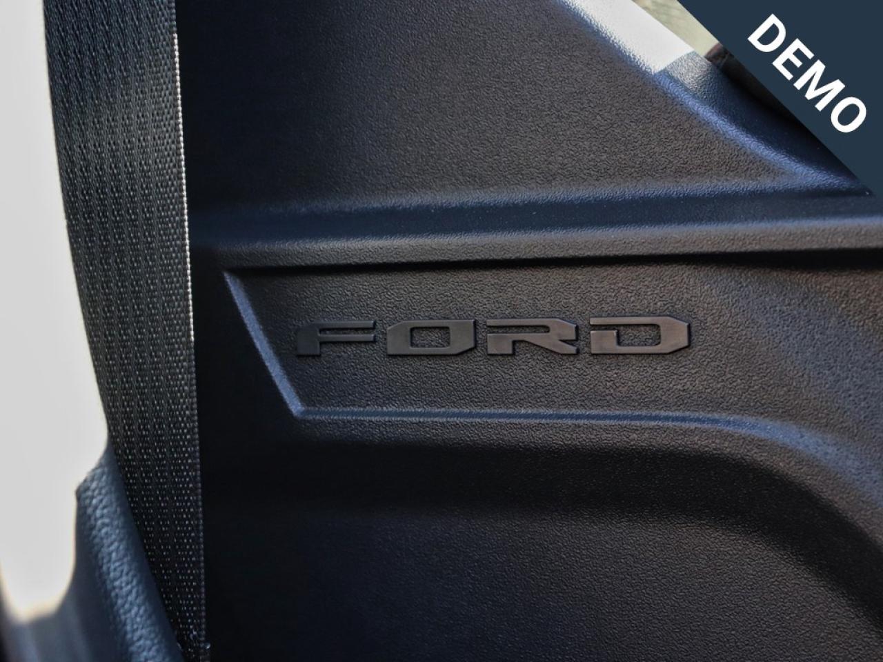 2026 Ford F-250 LARIAT | 4X4 | 6.7L | BLK  PKG | ROOF | PROPWR 2KW Photo