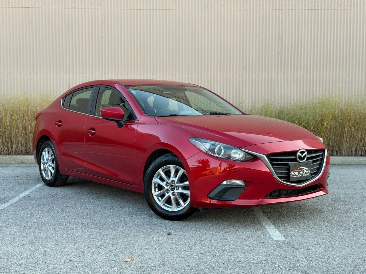 2015 Mazda MAZDA3 GS - Photo #2