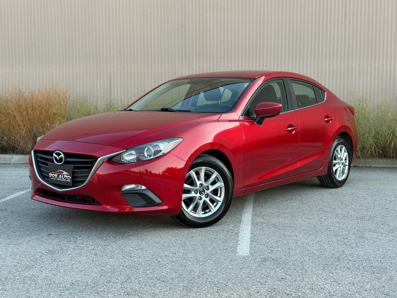 2015 Mazda MAZDA3 GS - Photo #1