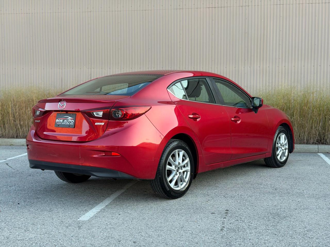 2015 Mazda MAZDA3 GS - Photo #4