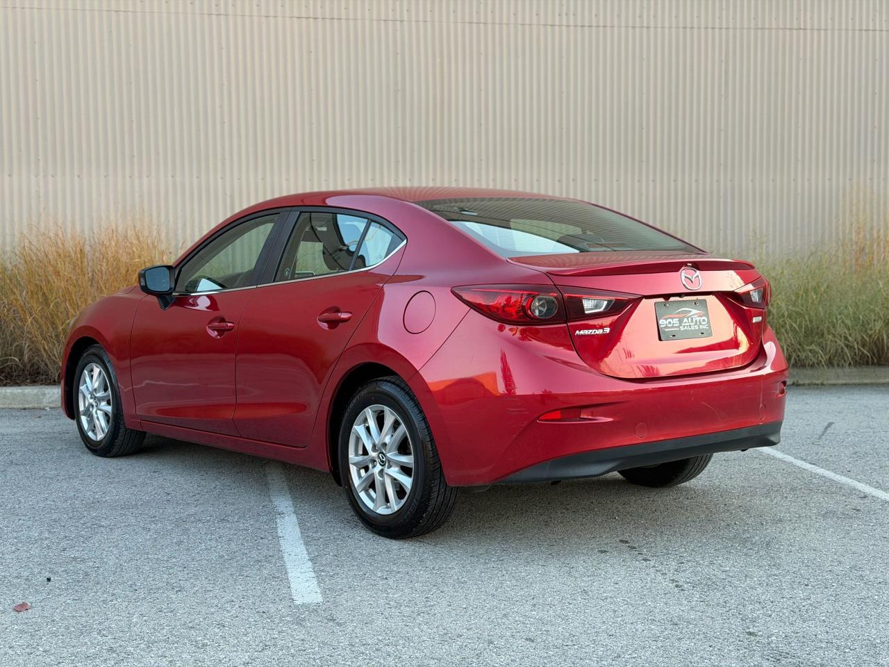 2015 Mazda MAZDA3 GS - Photo #3
