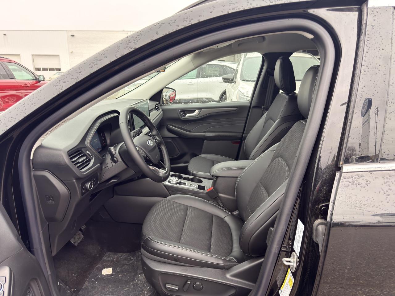 2025 Ford Escape PHEV Photo