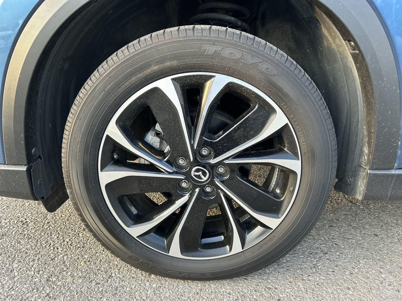 2023 Mazda CX-5 GS AWD at Photo