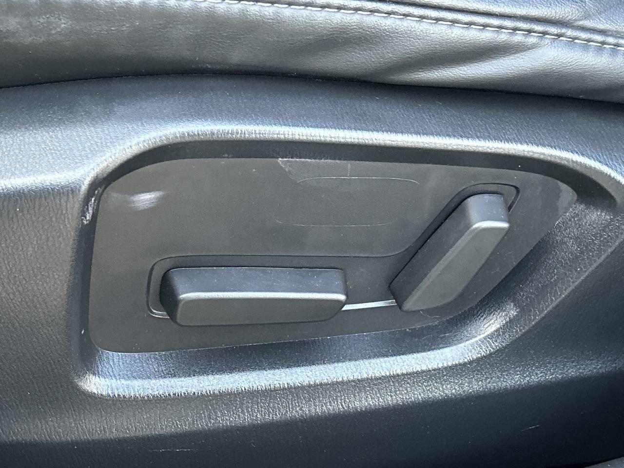 2023 Mazda CX-5 GS AWD at Photo