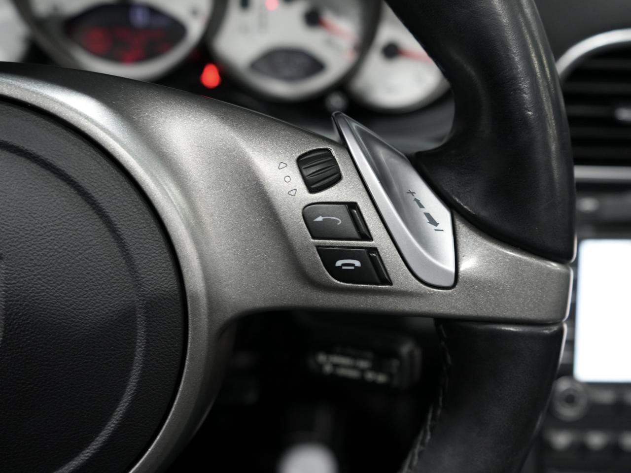 2010 Porsche 911 2dr Cabriolet Carrera 4S/NAV/BOSE/NO ACCIDENTS Photo