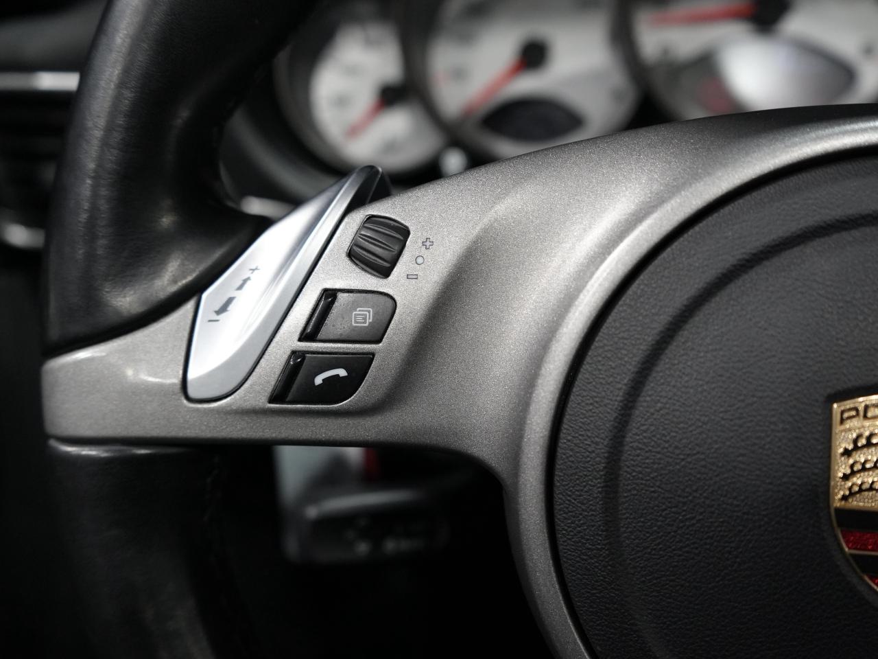 2010 Porsche 911 2dr Cabriolet Carrera 4S/NAV/BOSE/NO ACCIDENTS Photo