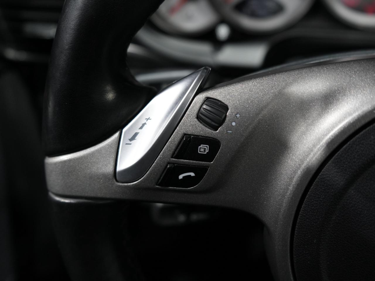 2010 Porsche 911 2dr Cabriolet Carrera 4S/NAV/BOSE/NO ACCIDENTS Photo