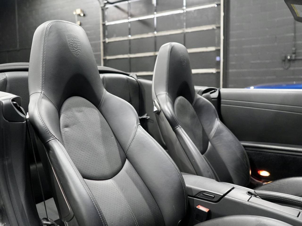 2010 Porsche 911 2dr Cabriolet Carrera 4S/NAV/BOSE/NO ACCIDENTS Photo