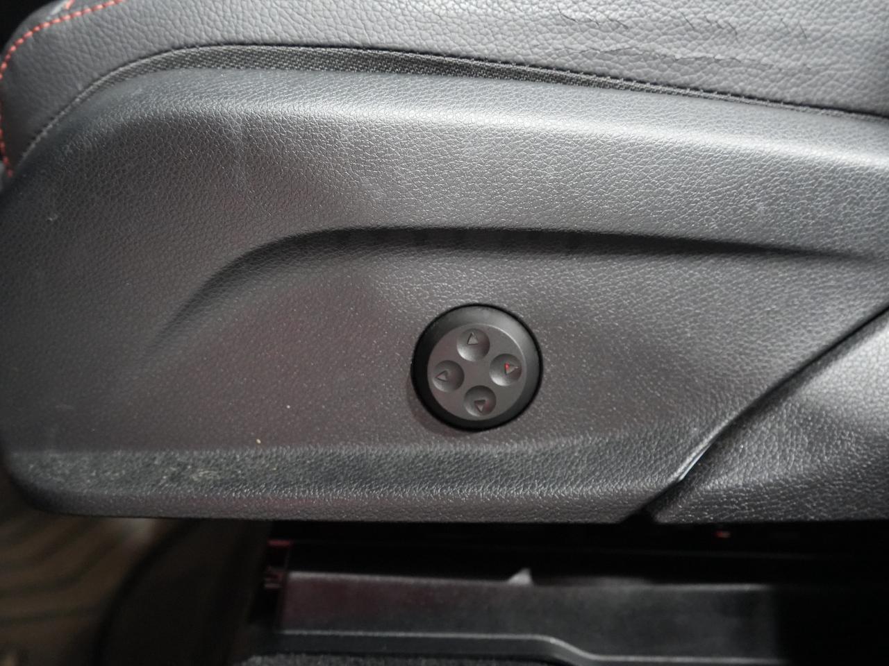 2022 Mercedes-Benz GLC AMG GLC 43/PANO/HUD/360CAM/DRIVE ASSIST/CARPLAY Photo