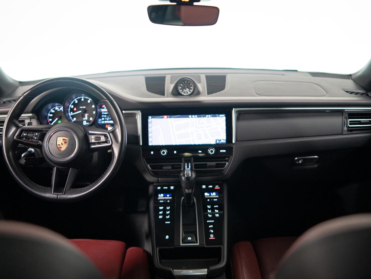 2022 Porsche Macan PREMIUM PLUS PKG | PANO | BOSE Photo