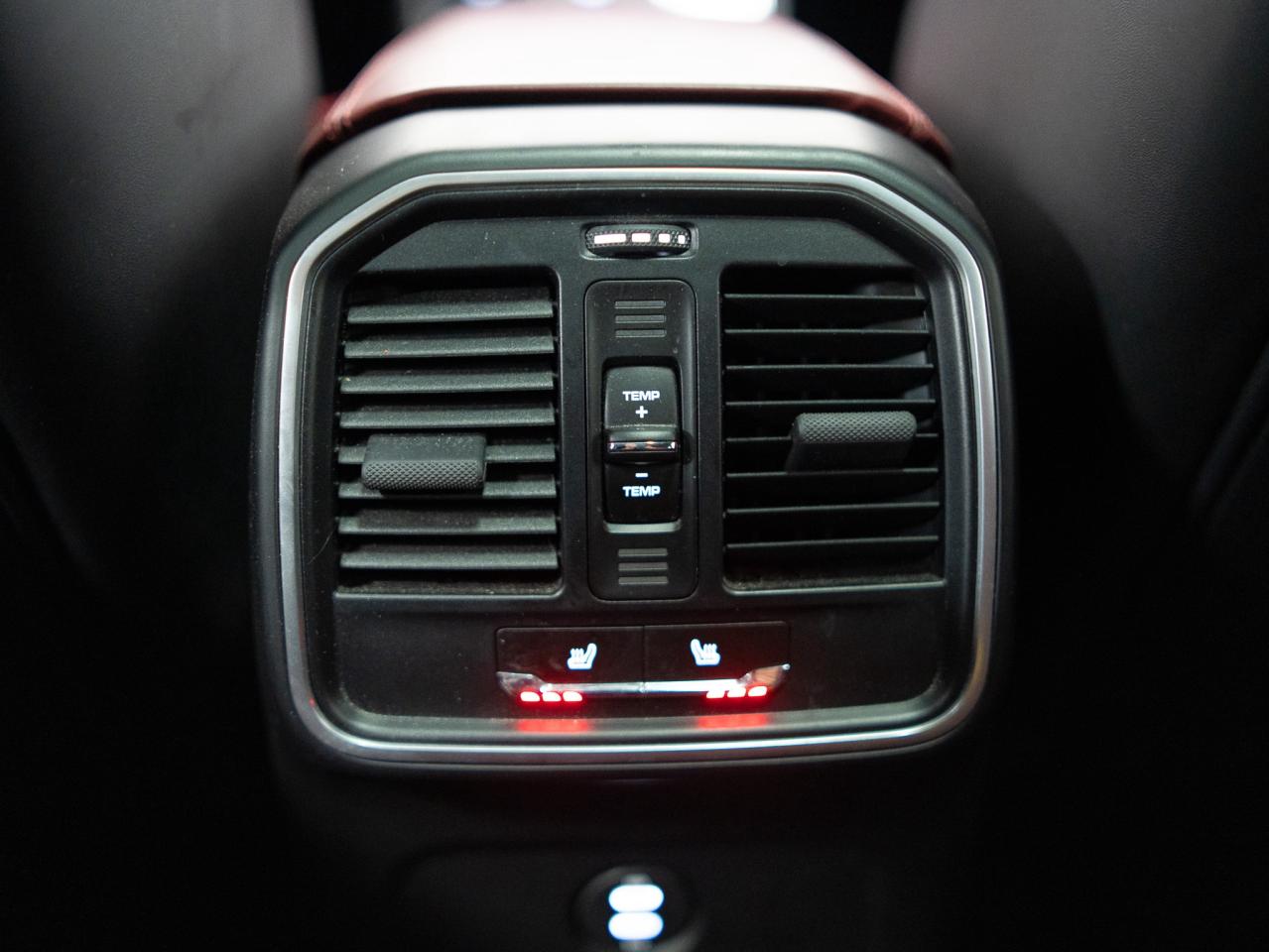 2022 Porsche Macan PREMIUM PLUS PKG | PANO | BOSE Photo