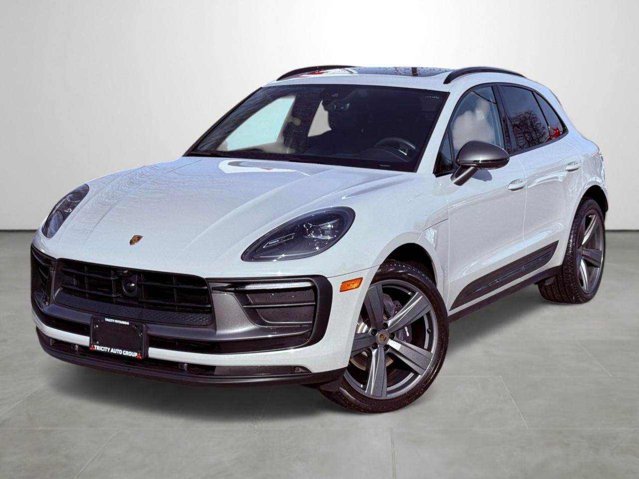 Used 2025 Porsche Macan  for sale in Coquitlam, BC