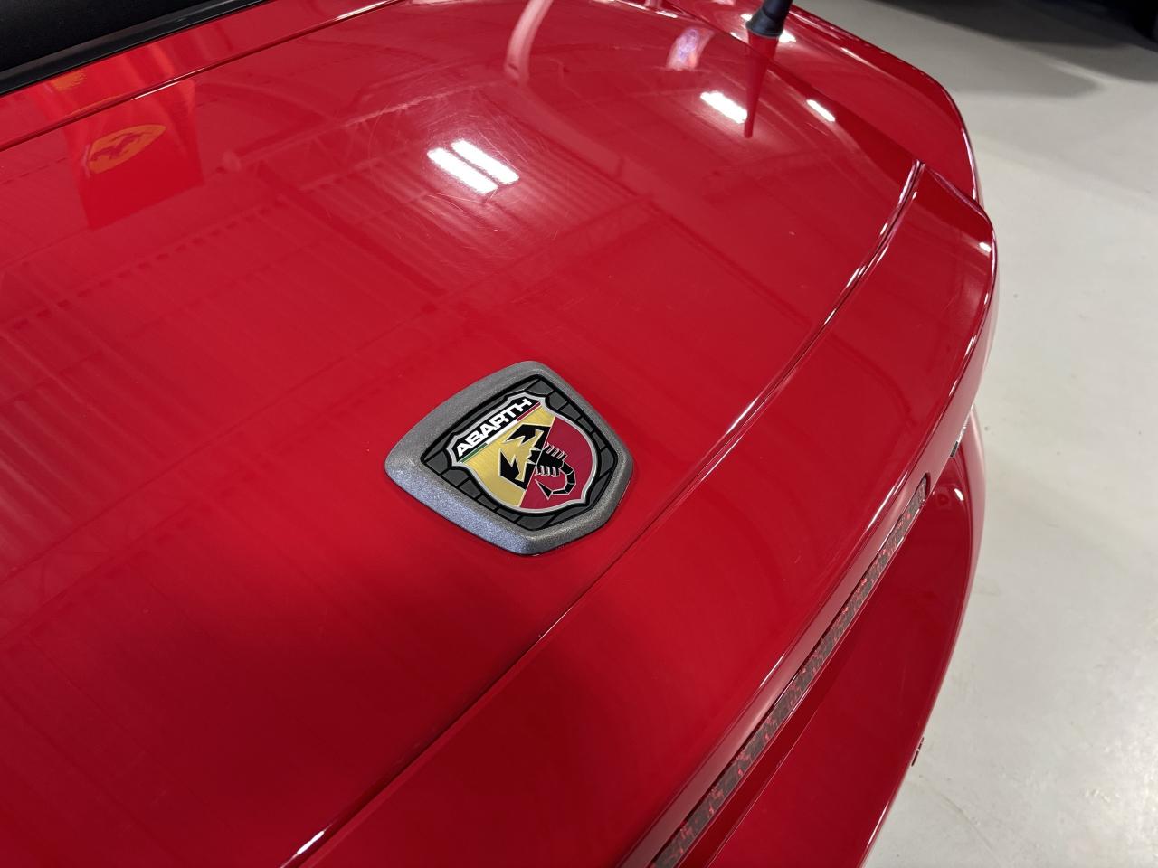 2017 Fiat 124 Spider Abarth|CONVERTIBLE|MANUAL|FRONTPPF|INTAKE|NAV|+++ - Photo #11