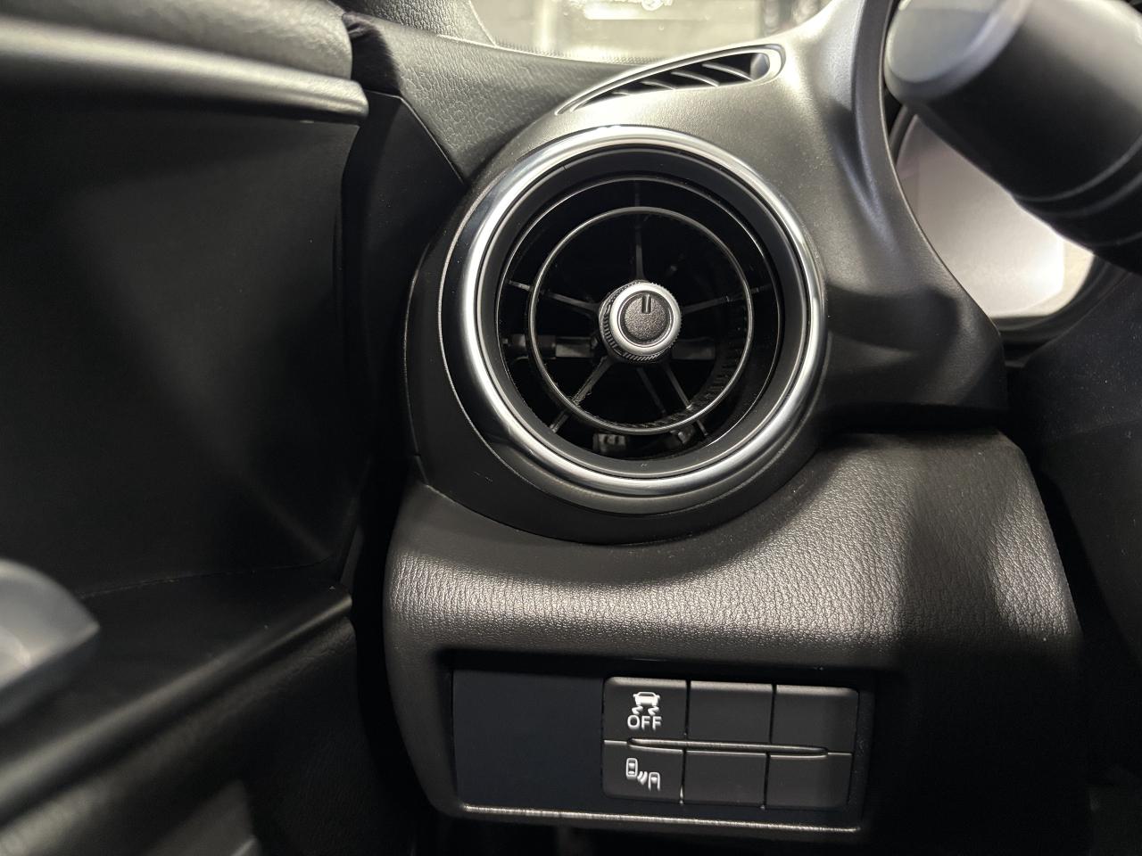 2017 Fiat 124 Spider Abarth|CONVERTIBLE|MANUAL|FRONTPPF|INTAKE|NAV|+++ - Photo #18