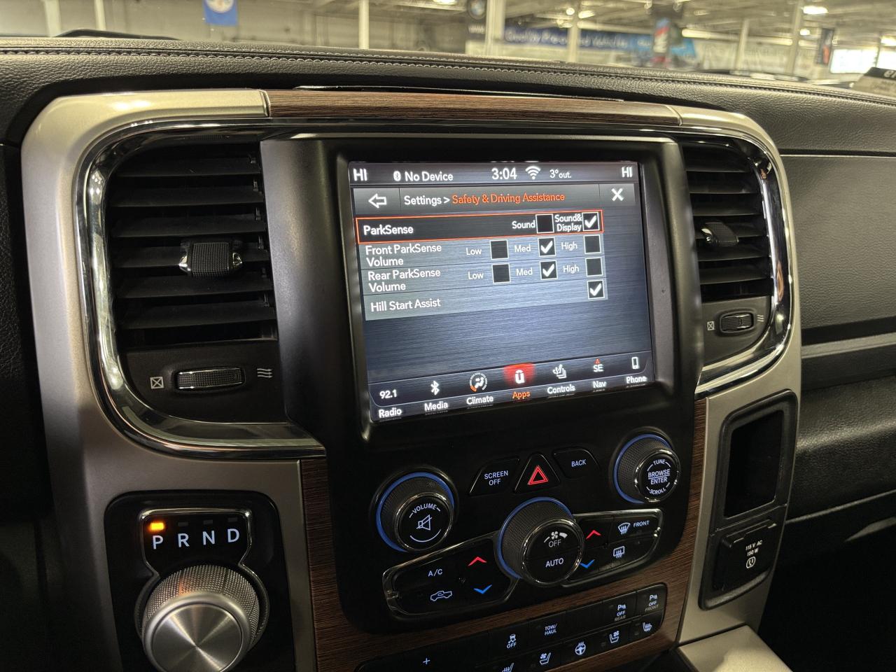 2018 RAM 1500 Laramie|ECODIESEL|4X4|CREW|LONGBOX|NAV|XDWHEELS|++ - Photo #25