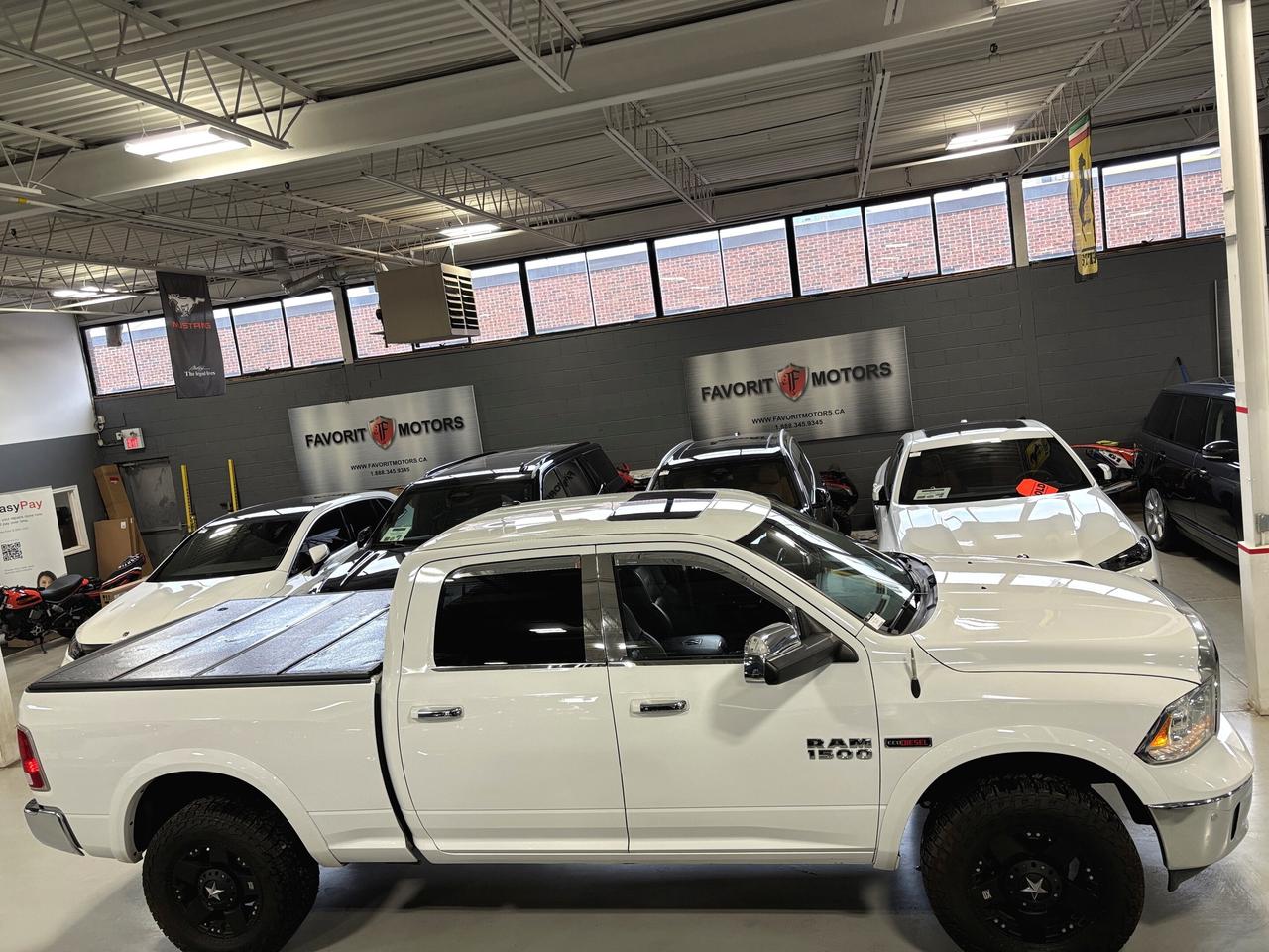 2018 RAM 1500 Laramie|ECODIESEL|4X4|CREW|LONGBOX|NAV|XDWHEELS|++ Photo2