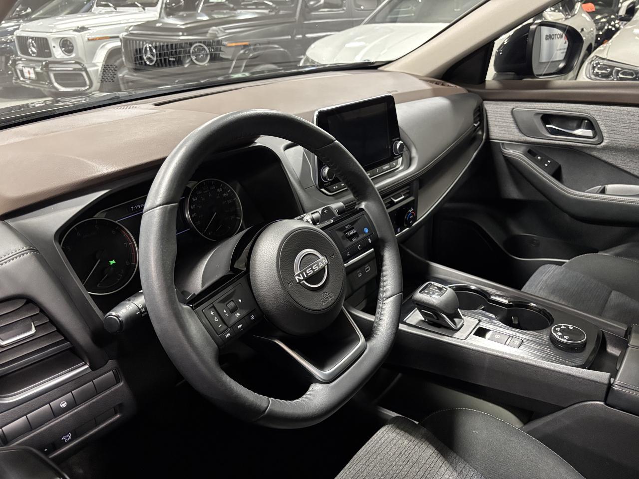 2023 Nissan Rogue SV AWD|MOONROOF|ALLOYS|360CAM|HEATEDSEATS|+++ - Photo #15