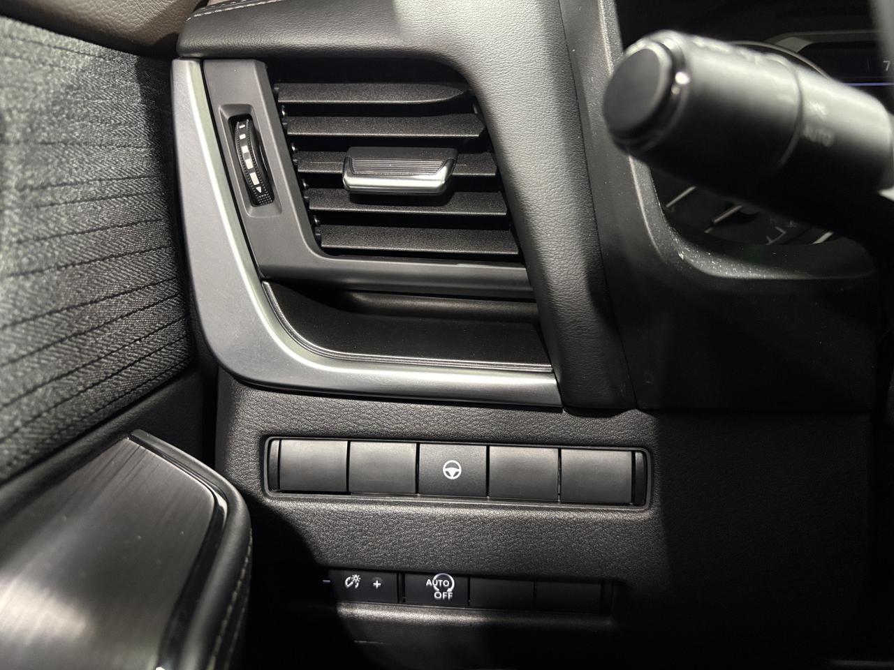 2023 Nissan Rogue SV AWD|MOONROOF|ALLOYS|360CAM|HEATEDSEATS|+++ - Photo #16