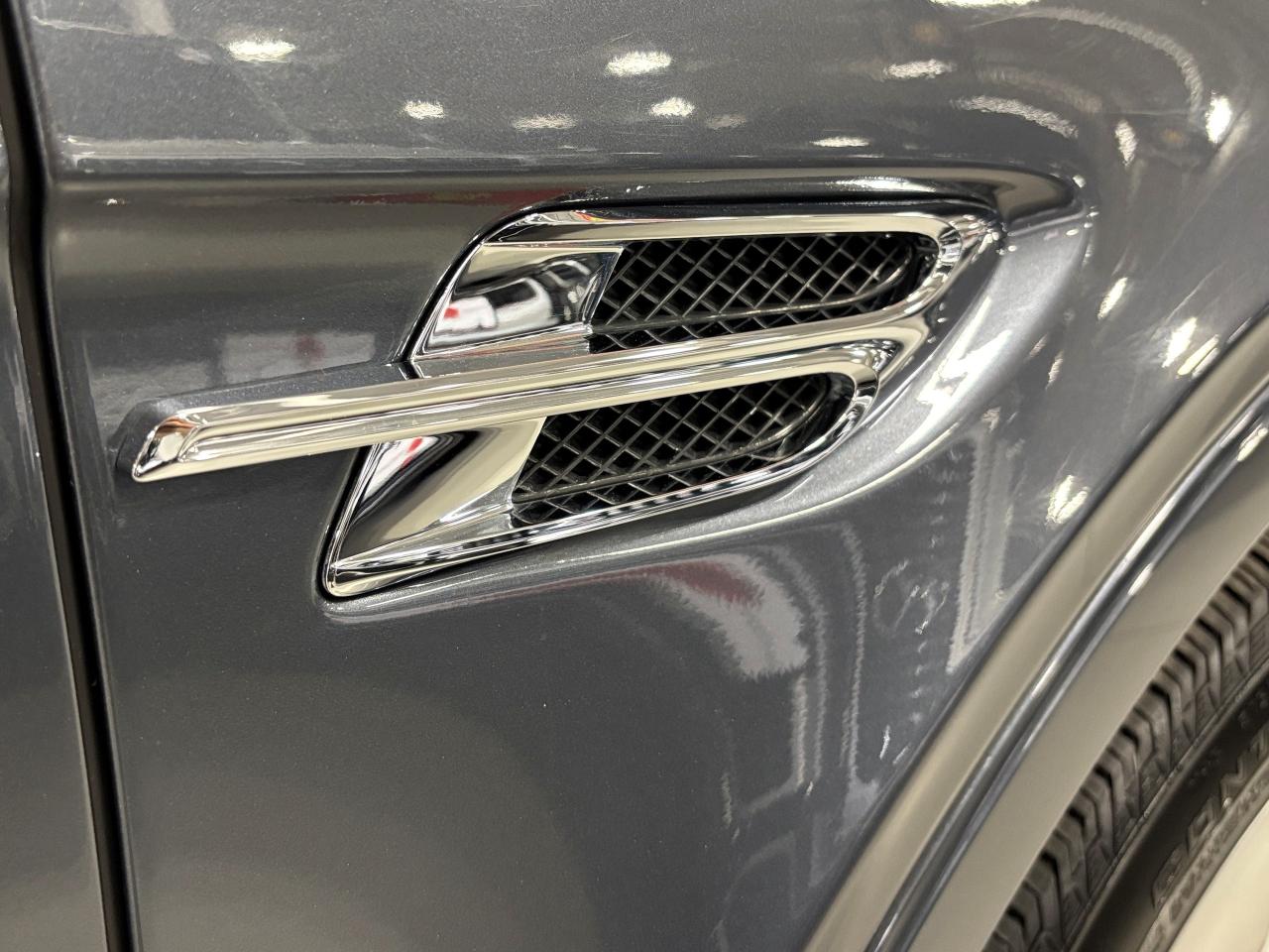 2019 Bentley Bentayga V8 AWD | NO LUX TAX | NIGHT VISION | HEADS UP | + - Photo #7