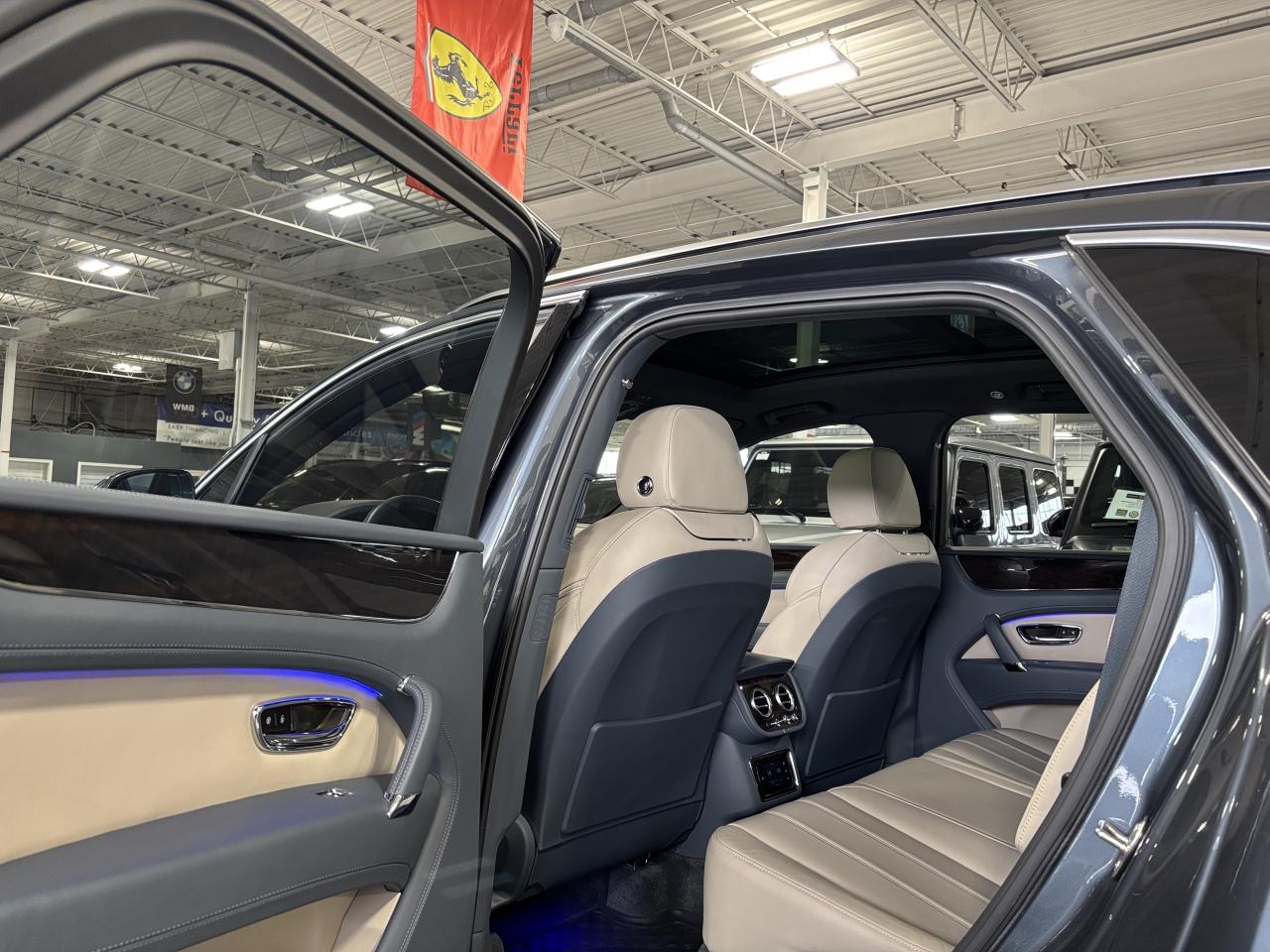 2019 Bentley Bentayga V8 AWD | NO LUX TAX | NIGHT VISION | HEADS UP | + - Photo #12
