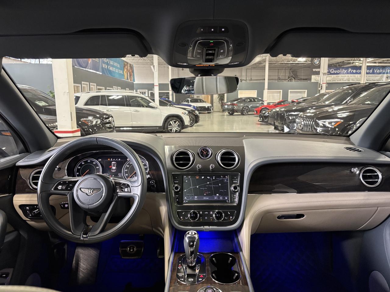 2019 Bentley Bentayga V8 AWD | NO LUX TAX | NIGHT VISION | HEADS UP | + - Photo #17