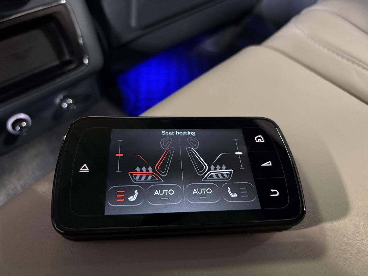 2019 Bentley Bentayga V8 AWD | NO LUX TAX | NIGHT VISION | HEADS UP | + - Photo #21