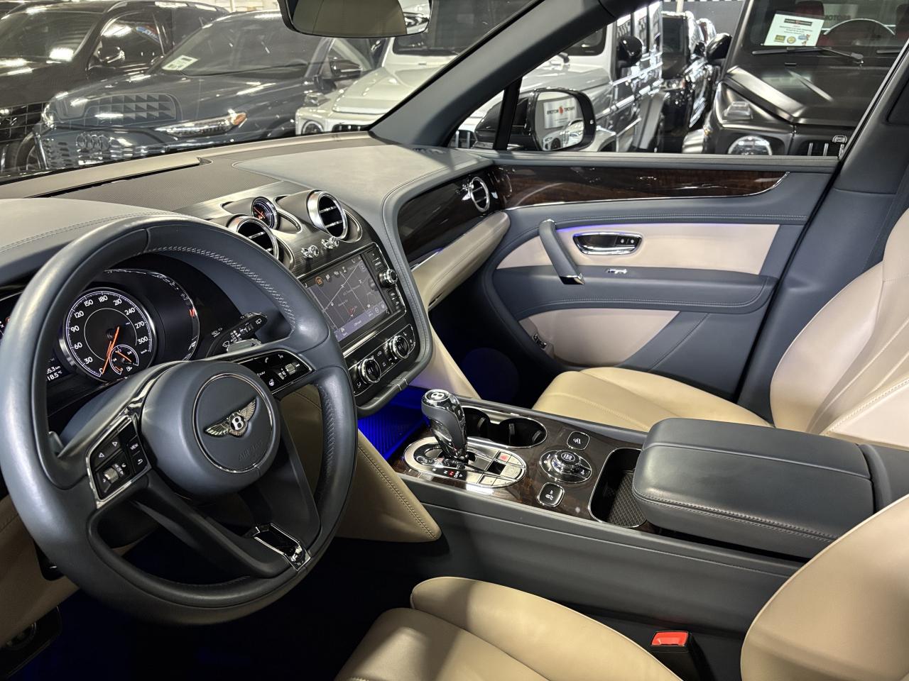 2019 Bentley Bentayga V8 AWD | NO LUX TAX | NIGHT VISION | HEADS UP | + - Photo #30