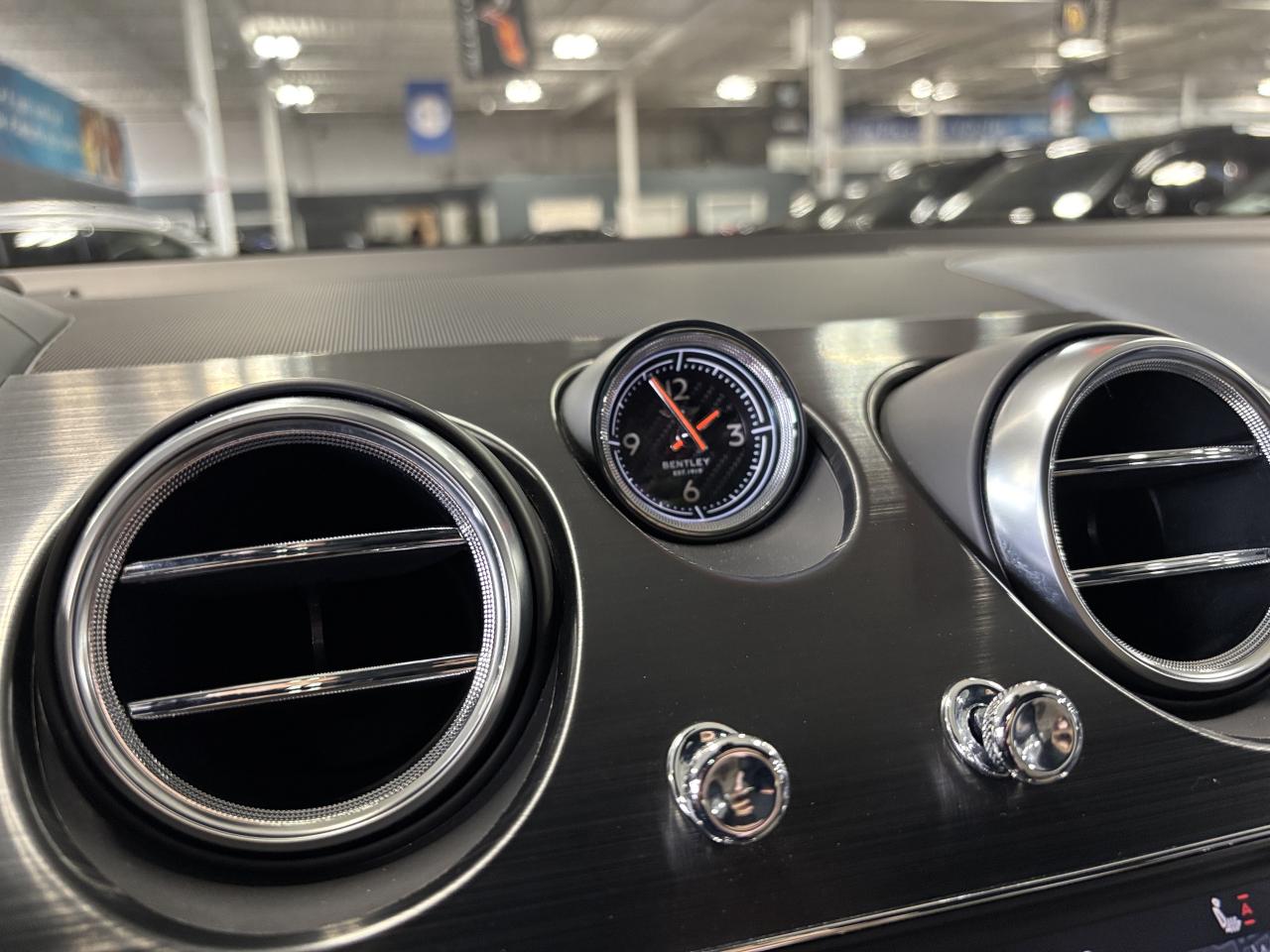 2019 Bentley Bentayga V8 AWD | NO LUX TAX | NIGHT VISION | HEADS UP | + - Photo #34