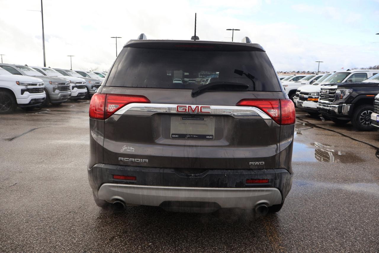 2019 GMC Acadia SLE | Heated Seats | Photo