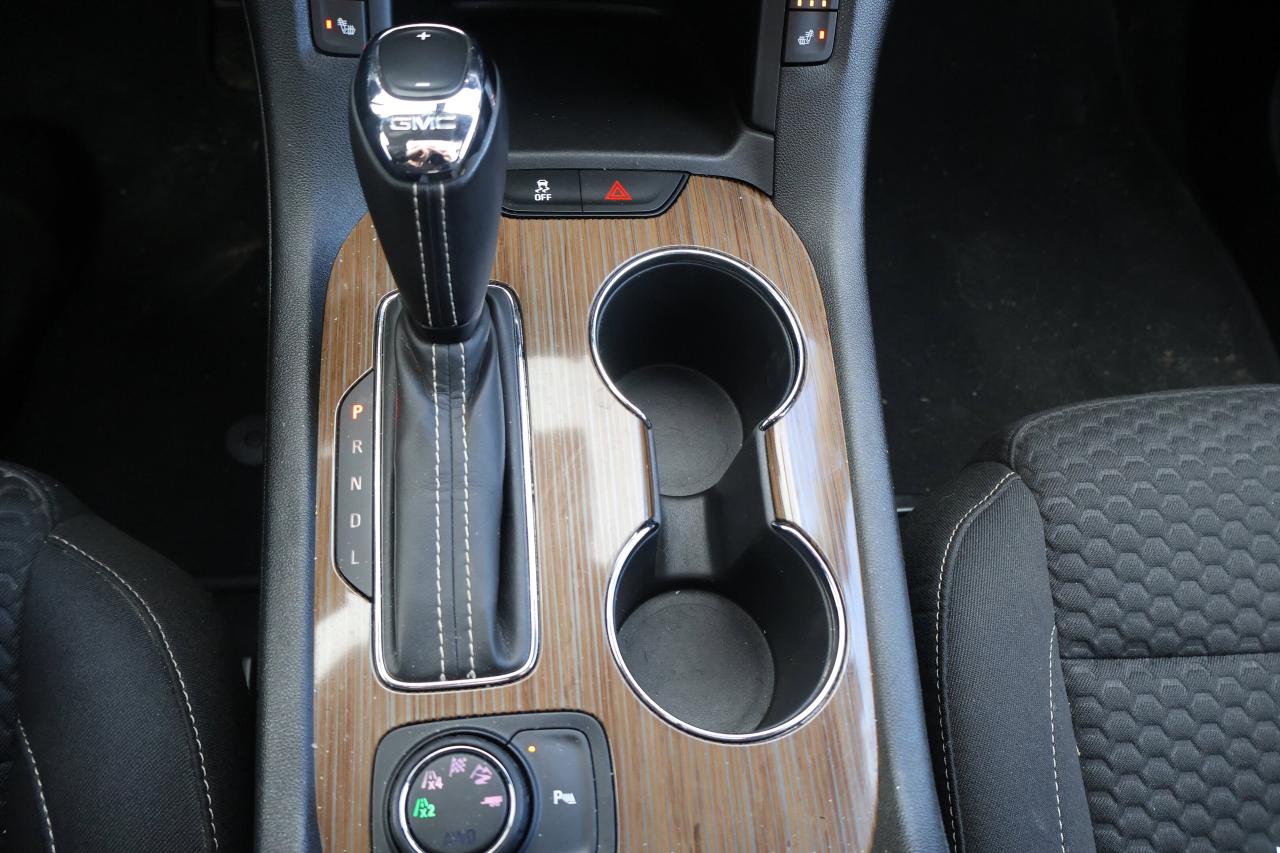 2019 GMC Acadia SLE | Heated Seats | Photo