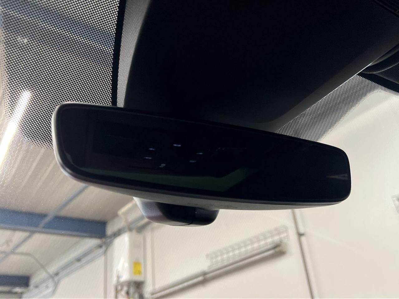 2022 Volkswagen Atlas Cross Sport HIGHLINE AWD |HTD LEATHER | PANO ROOF |20IN ALLOYS Photo