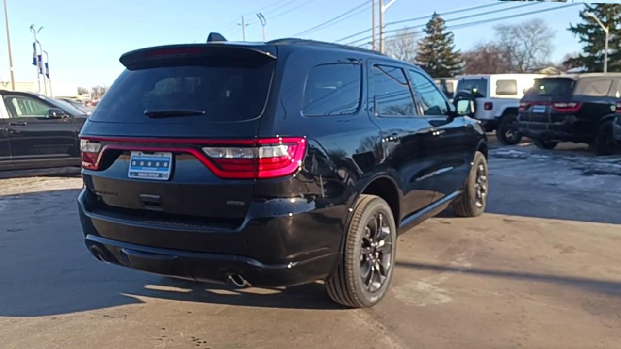 2025 Dodge Durango RMT START / HTD VENTILATED SEATS / BLACKTOP PKG Photo