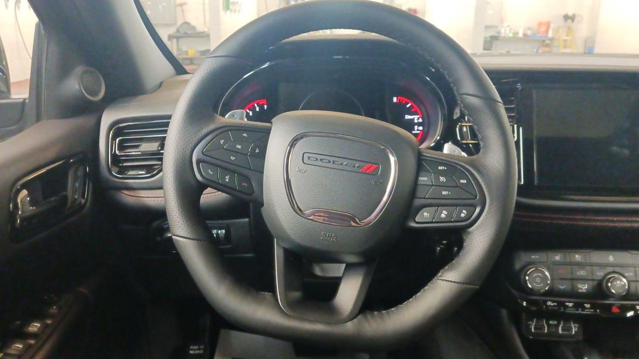 2025 Dodge Durango RMT START / HTD VENTILATED SEATS / BLACKTOP PKG Photo