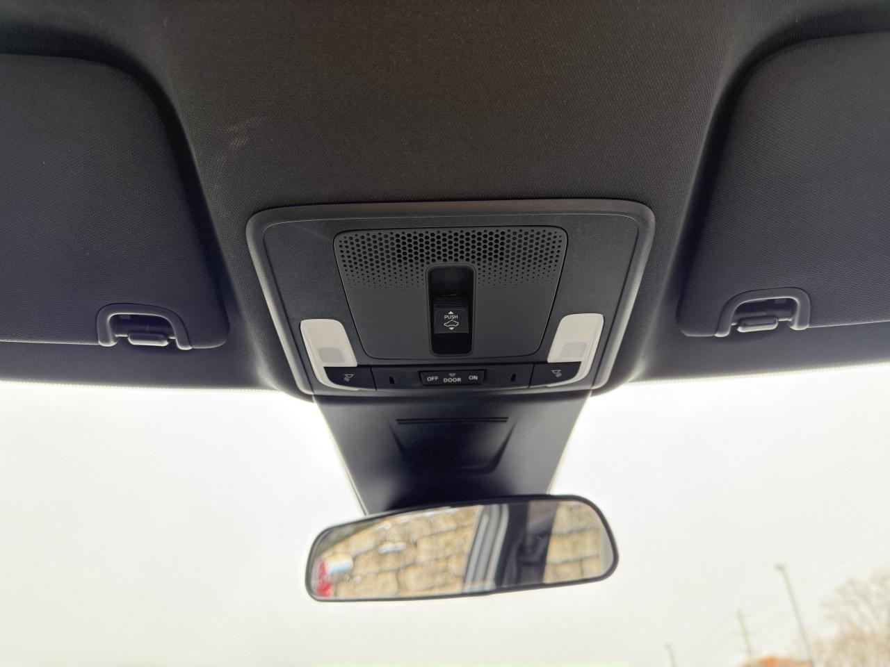 2025 Honda Civic Hybrid Sport eCVT | SUNROOF | BLUETOOTH | REMOTE START | Photo