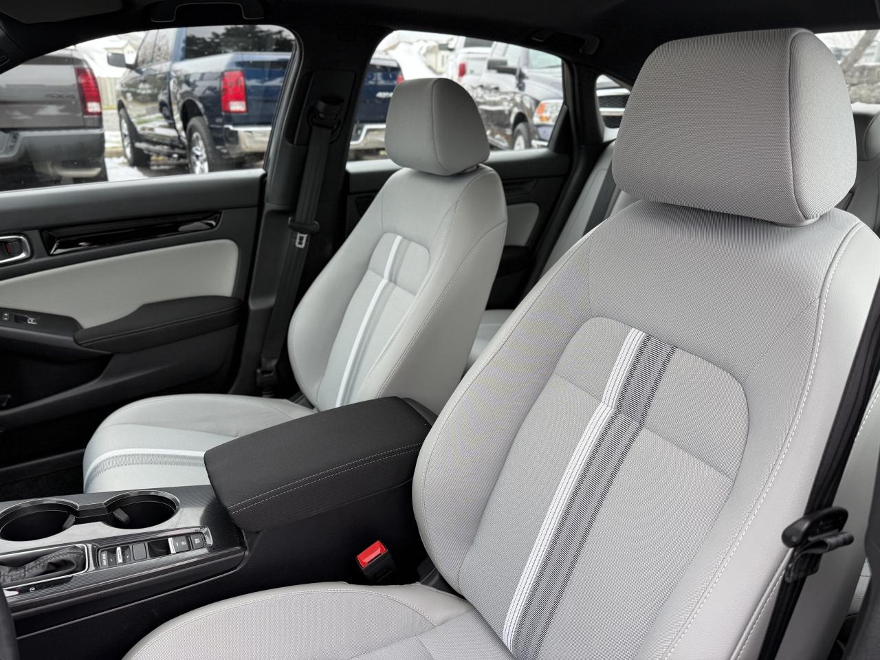 2025 Honda Civic Hybrid Sport eCVT | SUNROOF | BLUETOOTH | REMOTE START | Photo