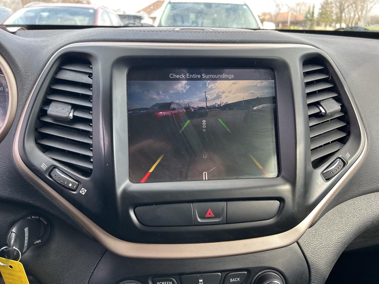 2018 Jeep Cherokee NORTH EDITION, CLEAN CARFAX, FRONT WHEEL DRIVE - Photo #19