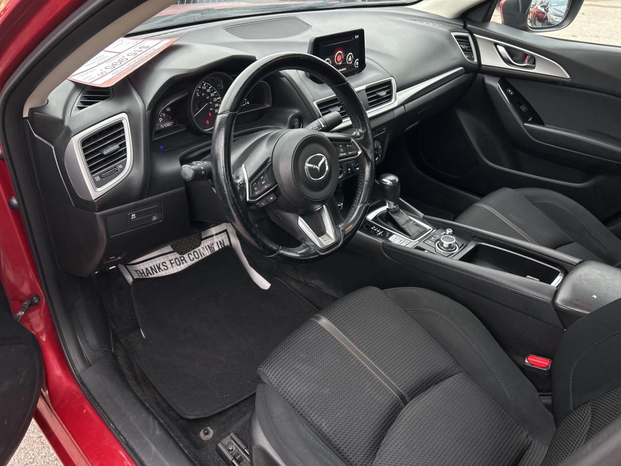 2018 Mazda MAZDA3 GS, SUNROOF, AUTO, HEATED CLOTH, CLEAN CARFAX! - Photo #11