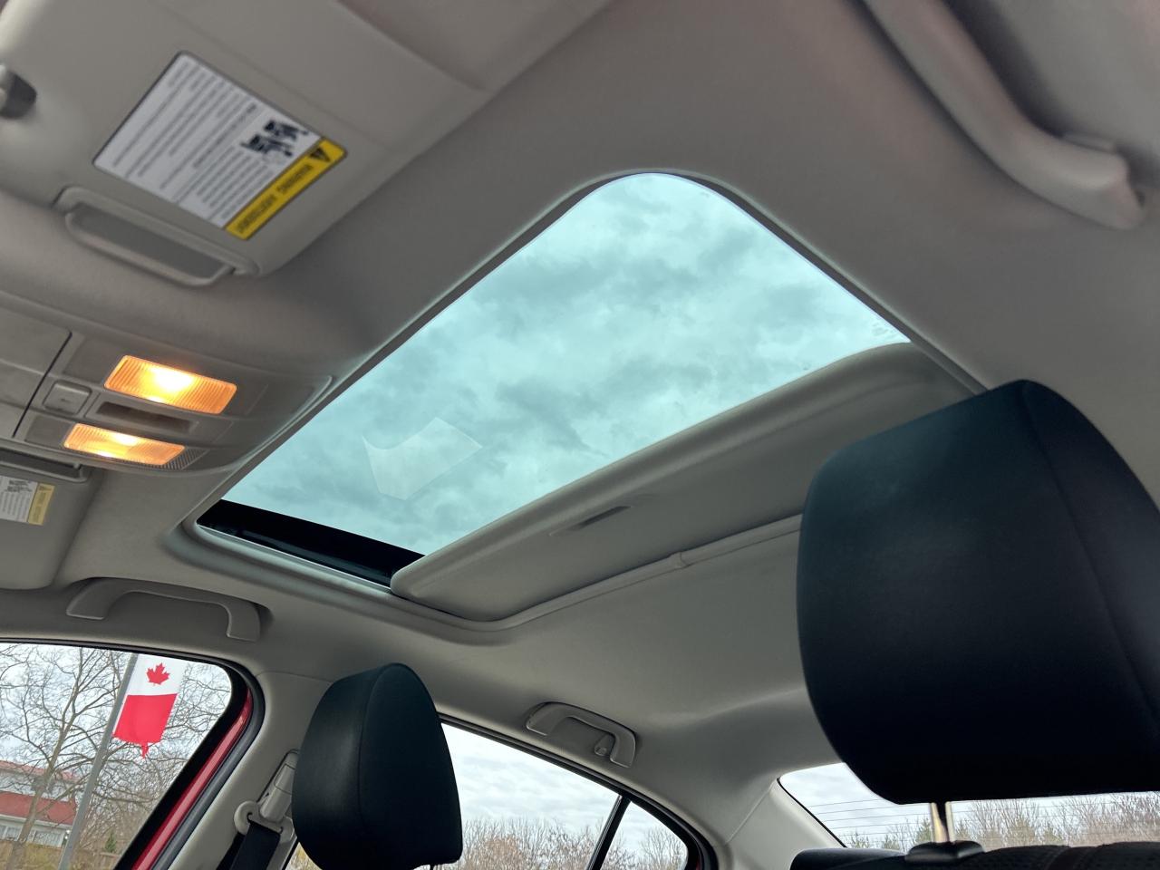 2018 Mazda MAZDA3 GS, SUNROOF, AUTO, HEATED CLOTH, CLEAN CARFAX! - Photo #17