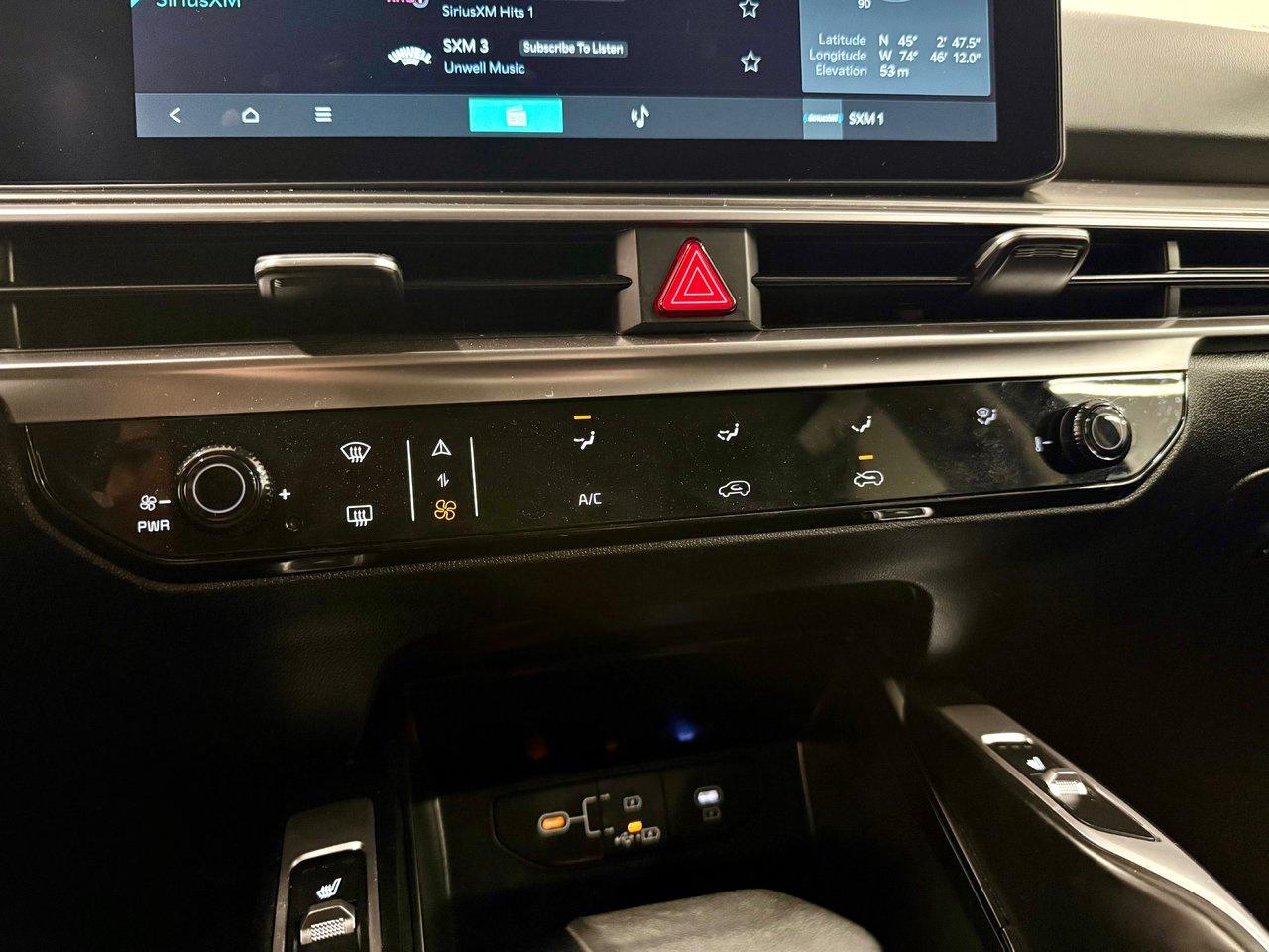 2025 Kia Sorento LX Photo