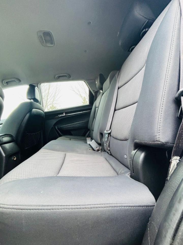 2012 Kia Sorento LX 4dr Front-wheel Drive Automatic Photo