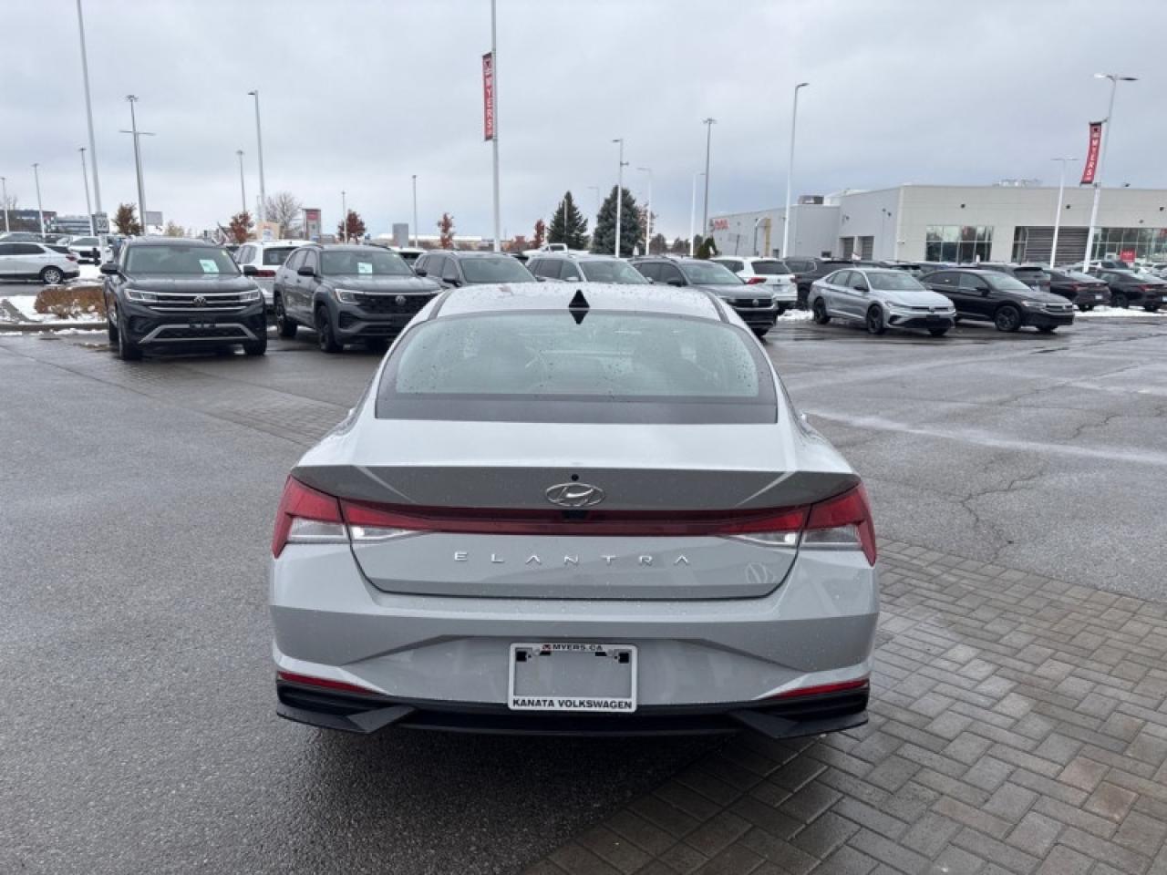 2023 Hyundai Elantra Preferred  -  Heated Seats Photo