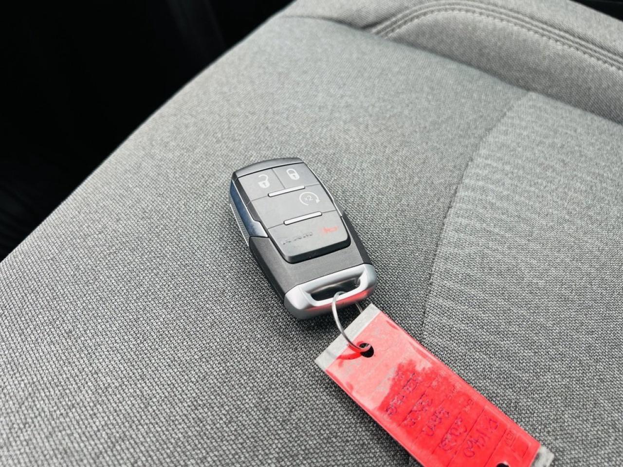 2022 RAM 3500 Big Horn Photo